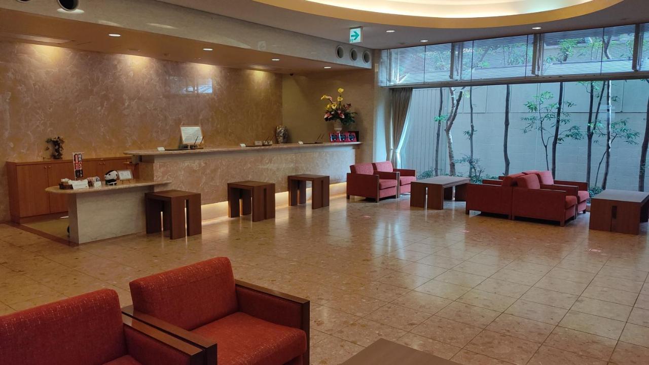 Tourist Inn Kochi Bagian luar foto